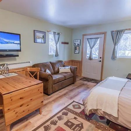 Bear Lake Lodgings B&B, Inc-3